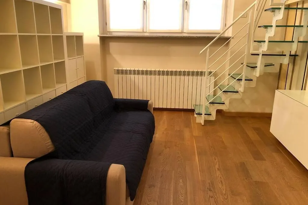 La Casina In Burlamacchi Milan 0*,  Italie