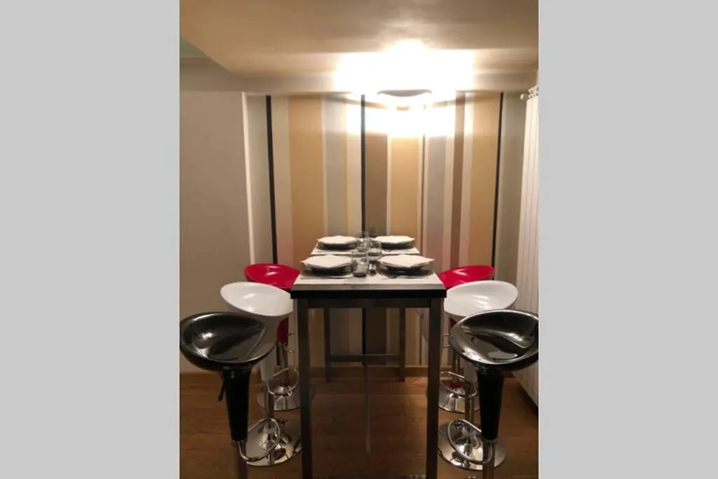Appartamento La casina in Burlamacchi Milano Italia